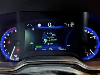 Toyota Corolla 2.0 180H ADVANCE E-CVT