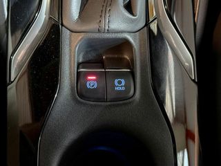 Toyota Corolla 2.0 180H ADVANCE E-CVT