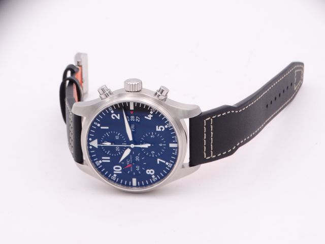 IWC Pilot Chronograph IW377701 Santoni
