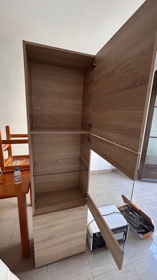 Mueble Vitrina Madera y Cristal 