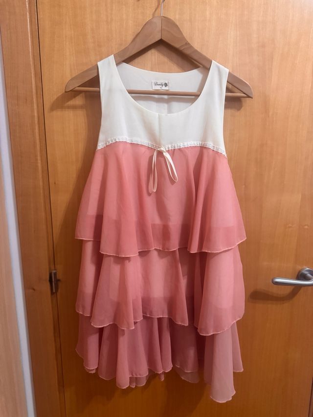 Vestido de fiesta rosa y blanco