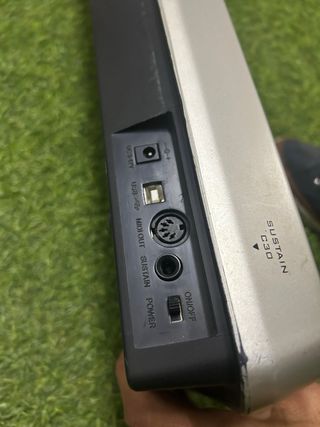 Controlador MIDI Evolution MK449C