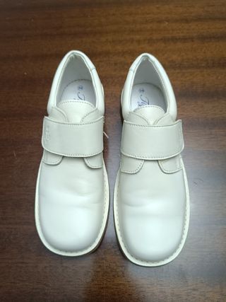 Zapatos de comunión blancos