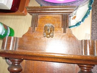 Reloj de péndulo antiguo de madera
