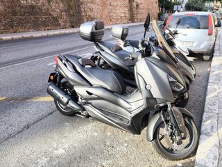 Yamaha XMAX 300