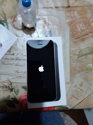 iPhone SE Apple Nero