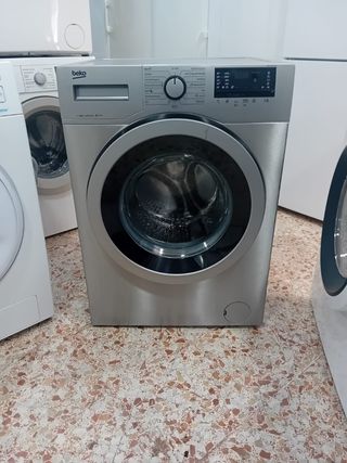 Lavadora Beko plateada