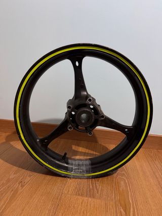 Llanta Delantera Suzuki GSXR 600 K6 K7