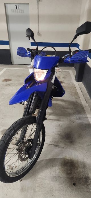 Yamaha WR125R