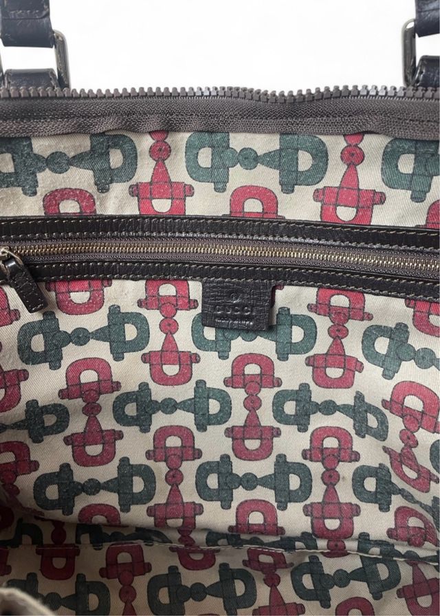 Valigia Gucci beige, verde e rossa