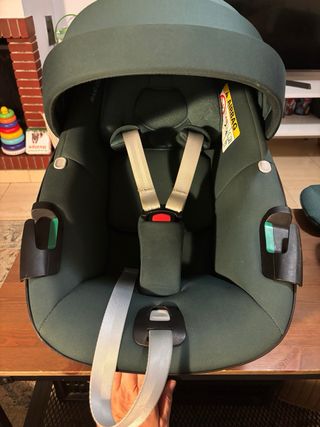 Maxi-Cosi Pebble 360 + Isofix FamilyFix 360