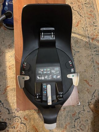 Maxi-Cosi Pebble 360 + Isofix FamilyFix 360