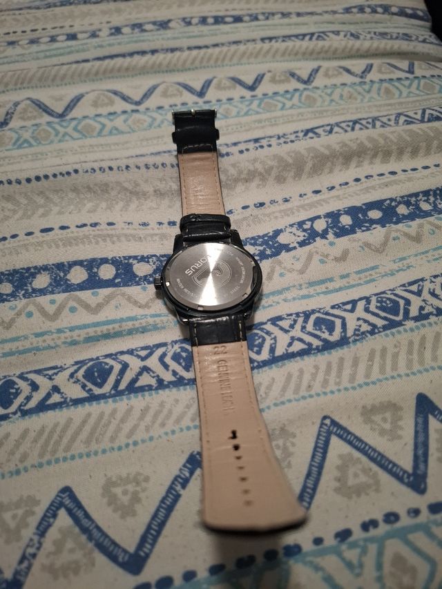 Reloj Lorus Negro Correa Piel