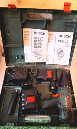 Taladro Percutor Bosch PSB 24 VE-2 con Cargador
