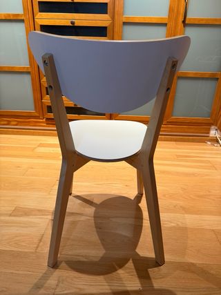 3 Sillas Diseño Madera Blancas