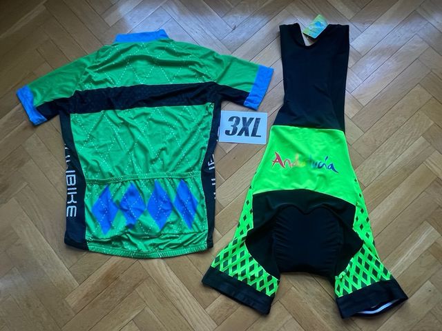 Conjunto equipación ciclismo.NUEVA.3XL￼