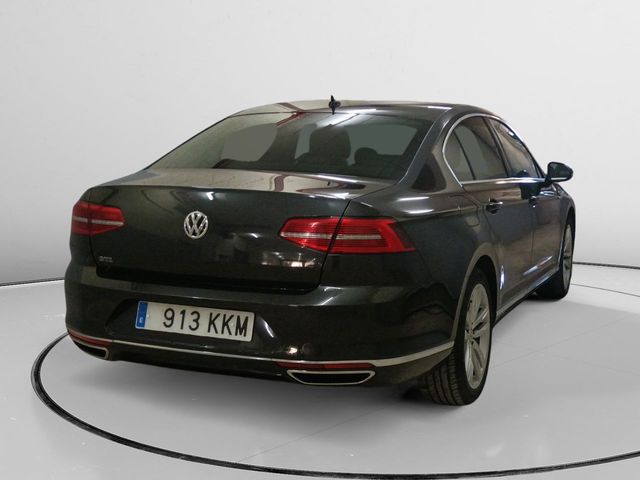 Volkswagen Passat GTE