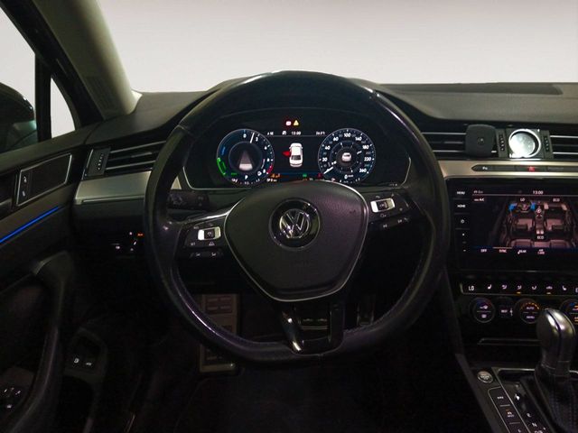 Volkswagen Passat GTE