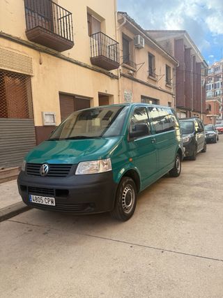 Volkswagen Transporter T5 2004