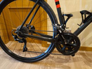 Bici Gravel Aluminio Versátil