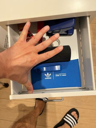 Cajonera de escritorio metálica