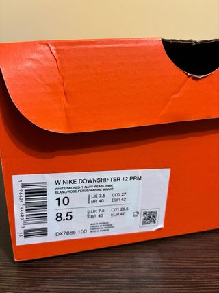 Zapatillas Nike Unisex Blancas y Rosas