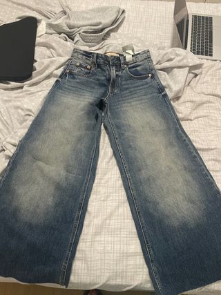 Pantalón vaquero ancho azul