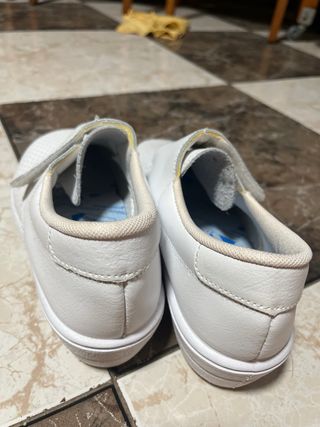 Zapatos de trabajo blancos mujer