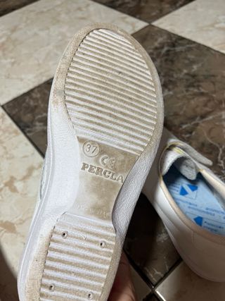 Zapatos de trabajo blancos mujer