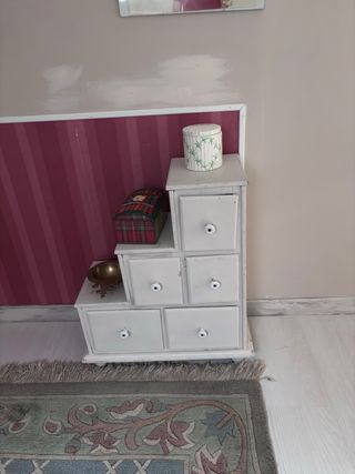 Mueble auxiliar pino pintado