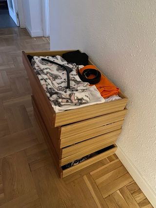 Dormitorio completo de madera