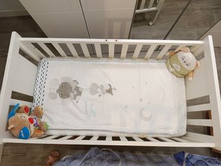 Cuna de madera blanca SIN colchón