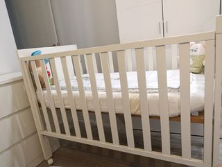 Cuna de madera blanca SIN colchón