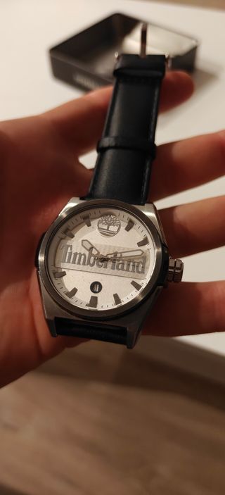 Reloj Timberland plateado y negro