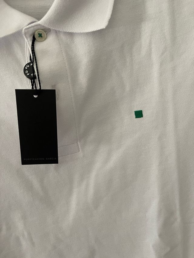 Polo “ Purificacion Garcia “ blanco ( M )