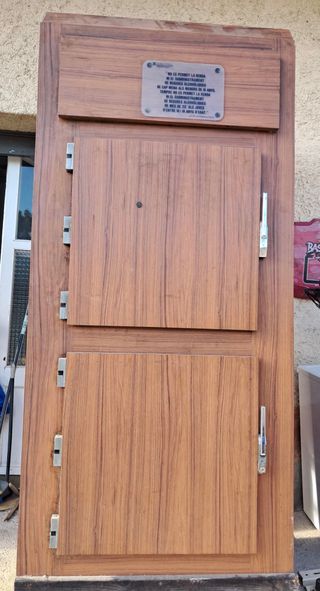URGE !!! Nevera industrial doble puerta antigua