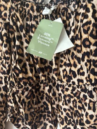 Blusa H&M animal print fruncida