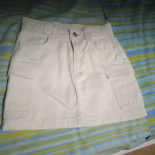 Falda H&M beige 8-9 años