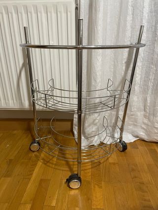 Mueble de baño plateado
