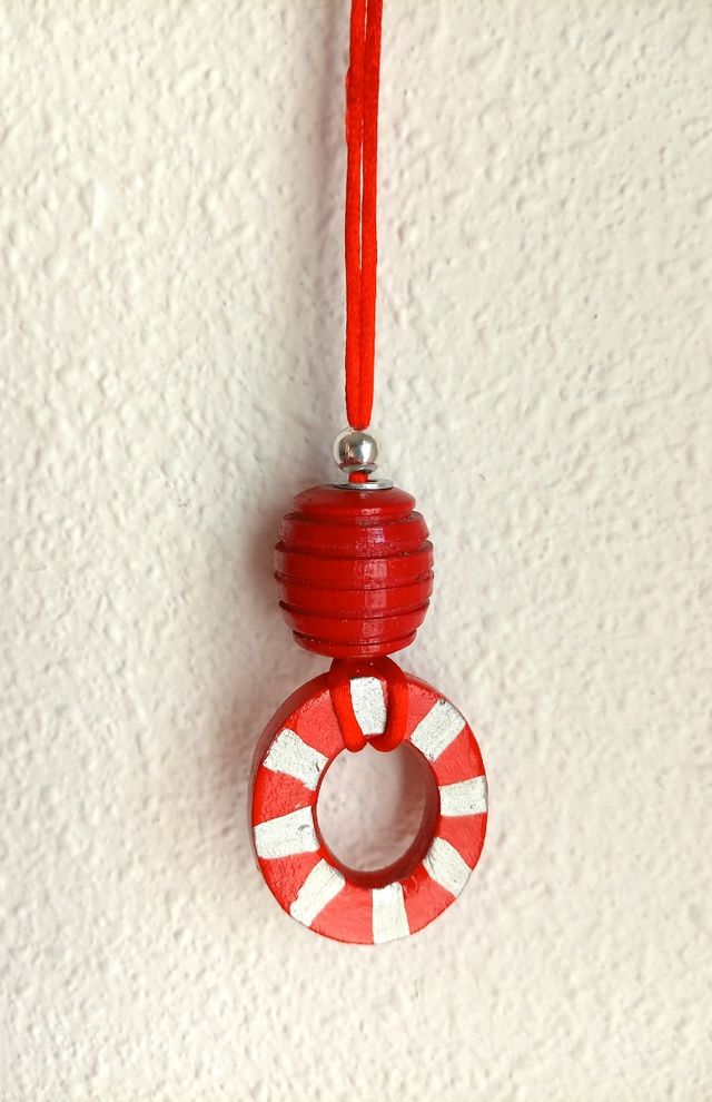 Colgante artesanal largo