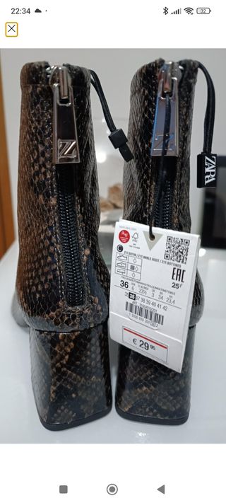 Botín Zara efecto piel serpiente