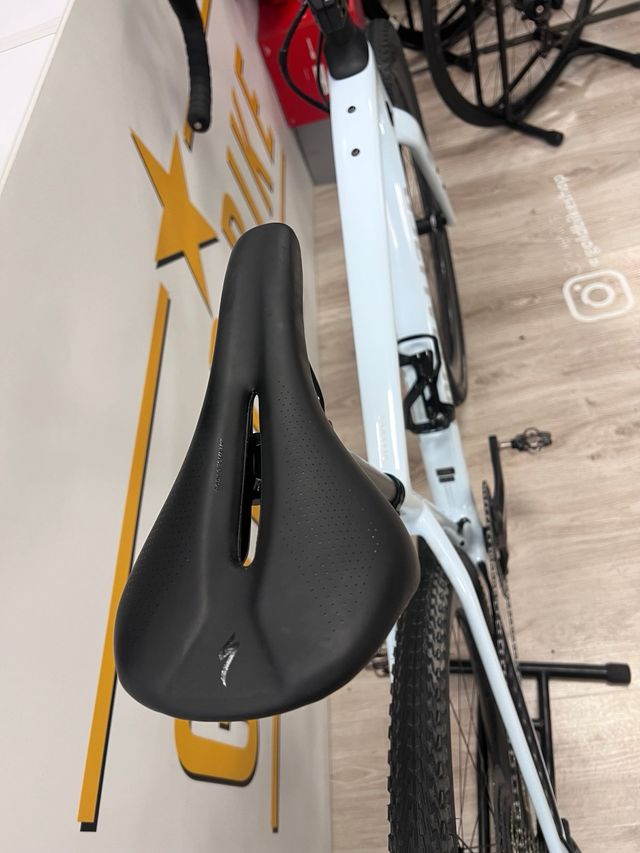 Specialized Diverge Full Carbono