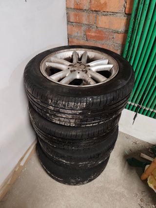 Llantas Mercedes