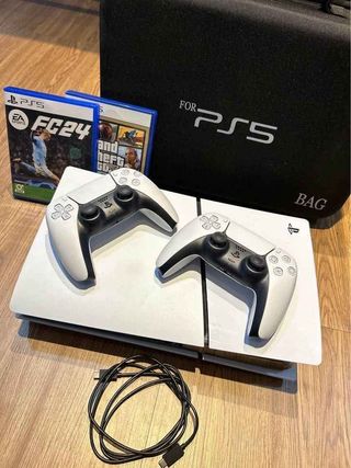 PlayStation 5 Slim -