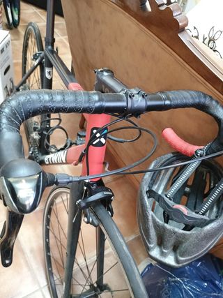 Bicicleta de carretera B'TWIN