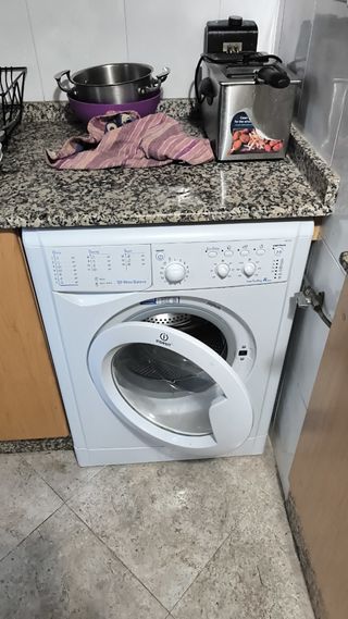 Lavadora Indesit 6kg Poco Uso