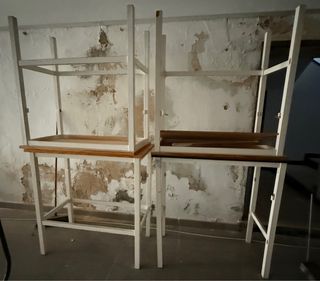 Mesas de bar de madera y metal