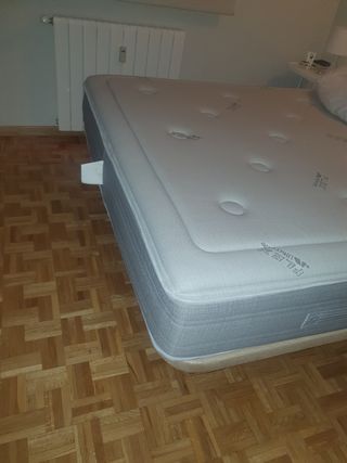Colchón Flex Nube Visco + Base Tapizada 150x190