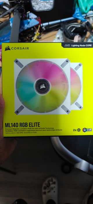 Corsair ML140 RGB ELITE Ventilador