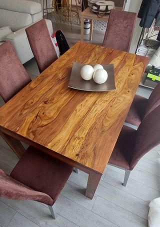 Mesa de comedor y 6 sillas